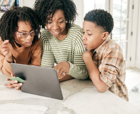 Ayudas madres trabajadoras